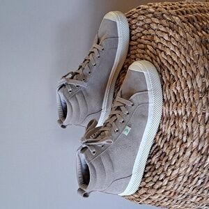 Cariuma Womens Oca Grey Suede Leather Athleisure/Fashion‎ High Top Sneakers S-8